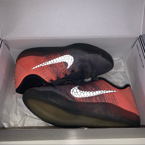 Nike Kobe XI (ps) - Like New - Picture 2 of 12